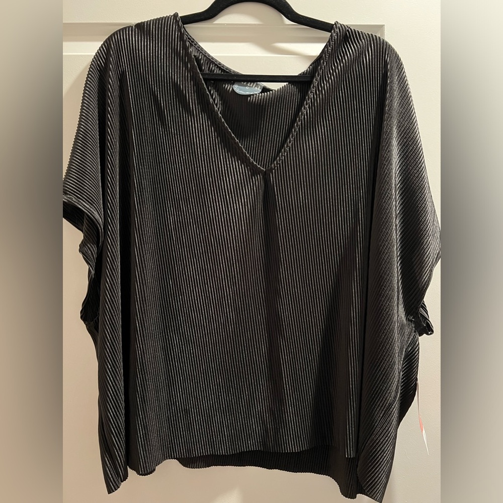Arula Ribbed Top